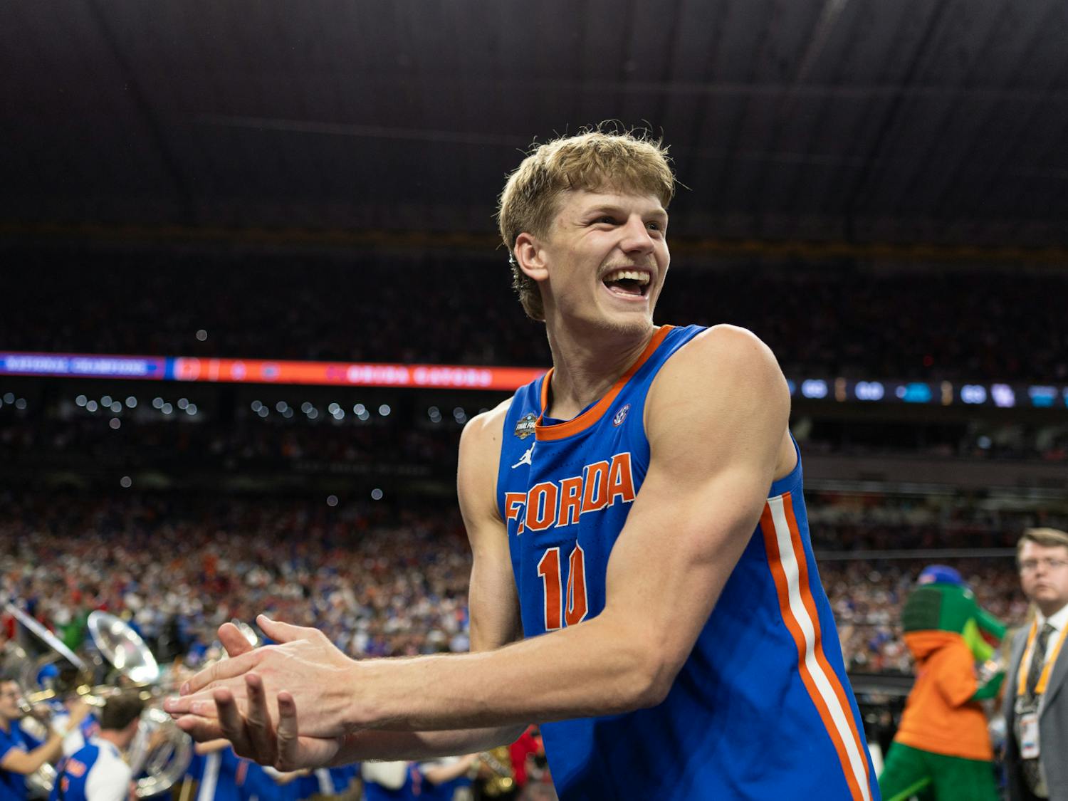 Florida Gators forward Thomas Haugh (10) celebrates after winning the National Championship against the Houston Cougars in the NCAA Tournament on Monday, April 7, 2025, in San Antonio, Texas.