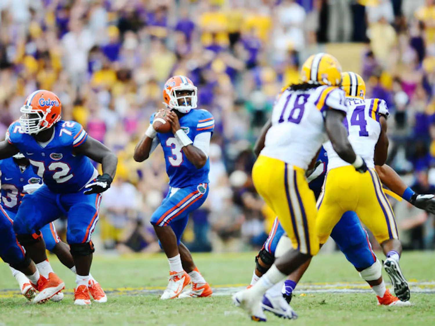 Tyler Murphy looks to pass during UF’s loss to LSU in Baton Rouge, La., on Oct. 12, 2013. Murphy, who started six games for Florida in 2013, enrolled at Boston College after transferring in December 2013.