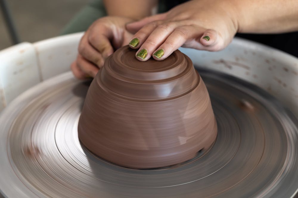 <p>Artist sculpts a ramen bowl at the ceramic studio on Friday, Oct. 4, 2024.</p>