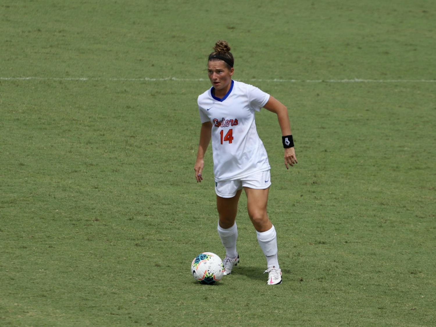 The Gators lost, 2-1, in double overtime to the Vanderbilt Commodores Sunday evening. This marks the first time Florida has lost back-to-back SEC matches since 2018.