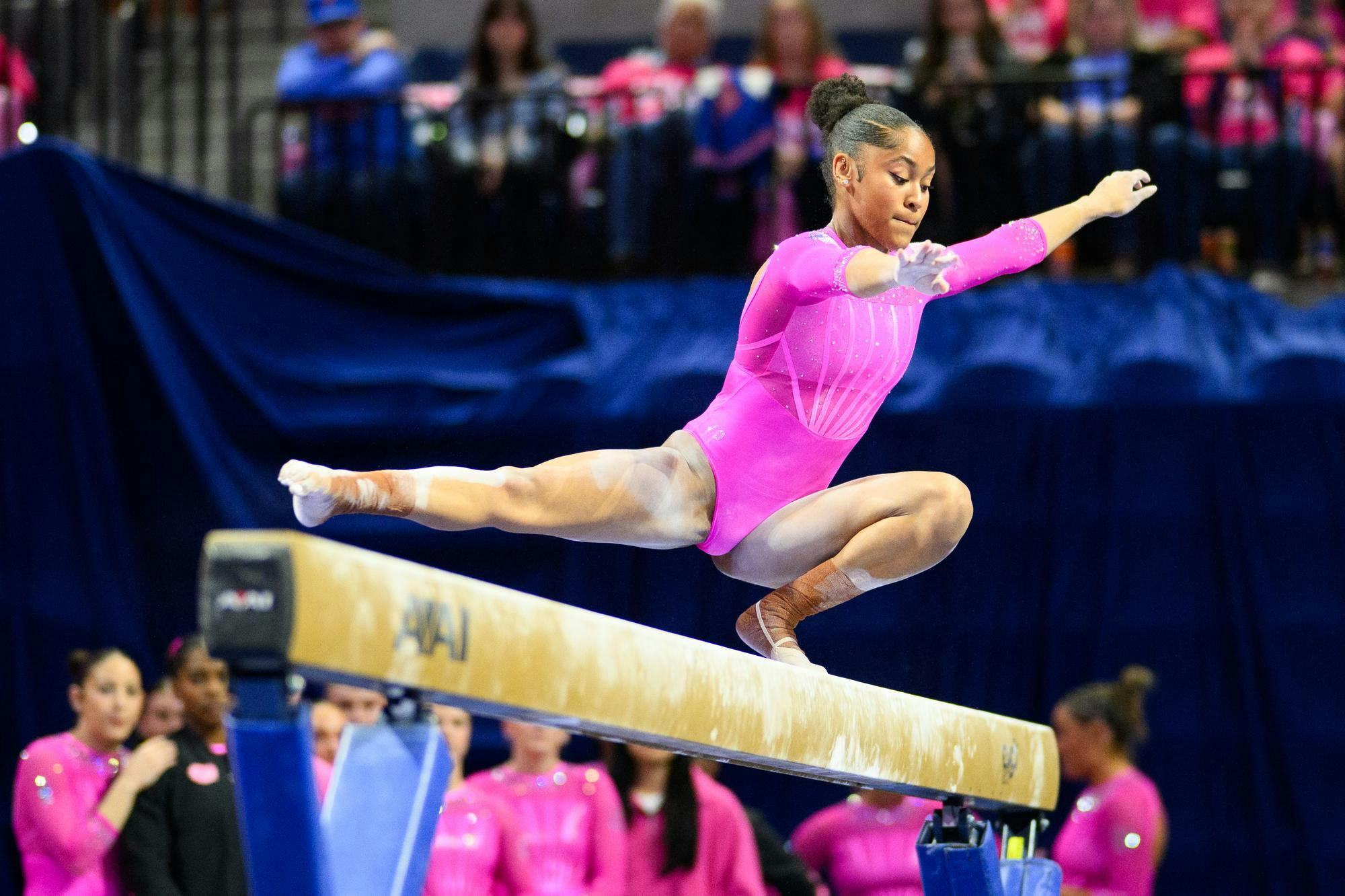 Florida gymnast Skye Blakely performs on the beam during an NCAA gymnastics meet against Oklahoma, Friday, Feb. 13, 2026, in Gainesville, Fla.