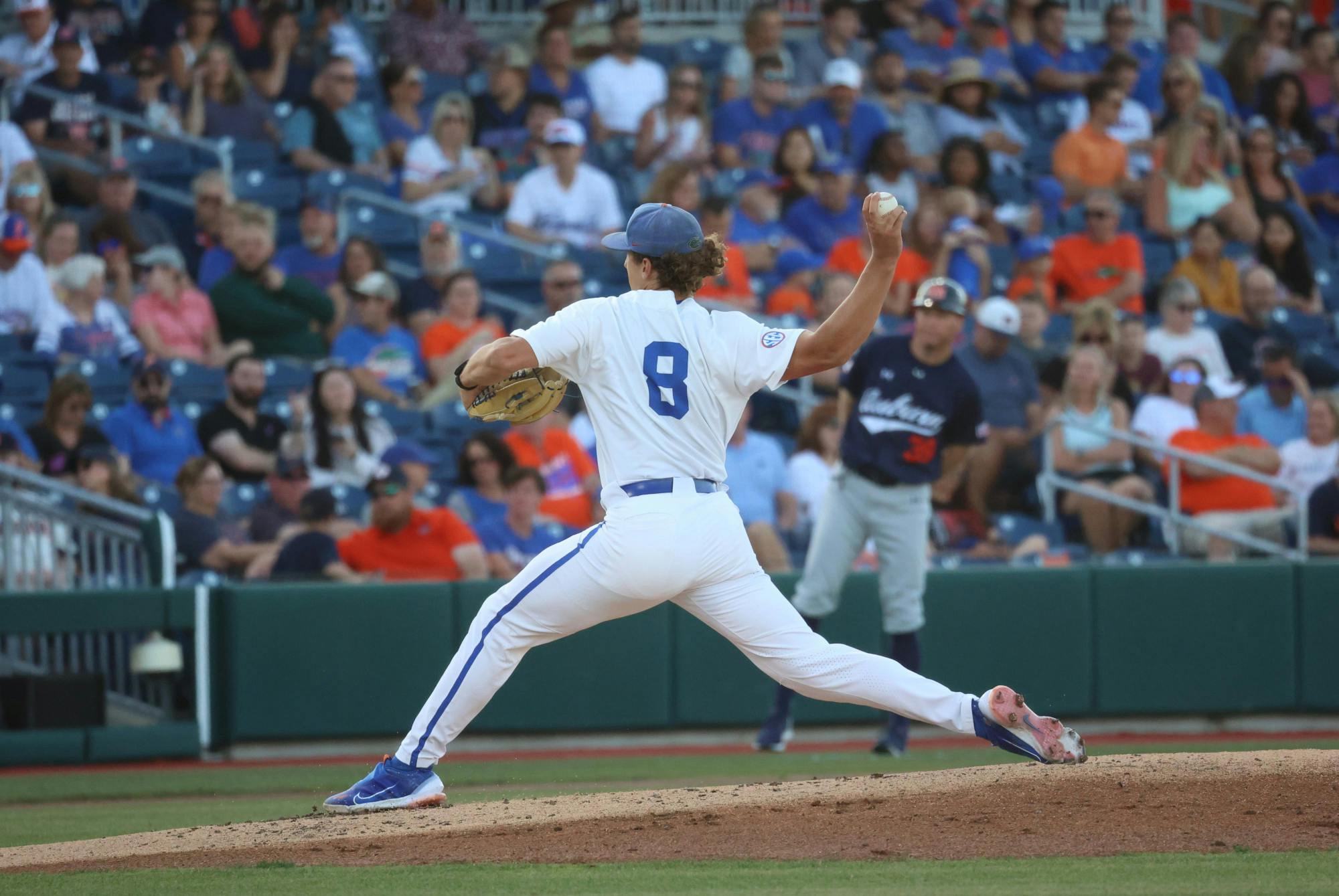 Florida pitcher Brandon Sproat pitches the ball during the Gators&#x27; 10-1 loss to the Auburn Tigers Friday, March 31, 2023.