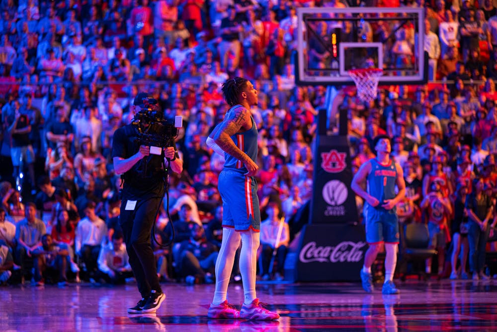 Florida Gators guard Will Richard (5) prepares for a basketball game against Auburn University on Feb. 8, 2025, in Auburn, Ala.