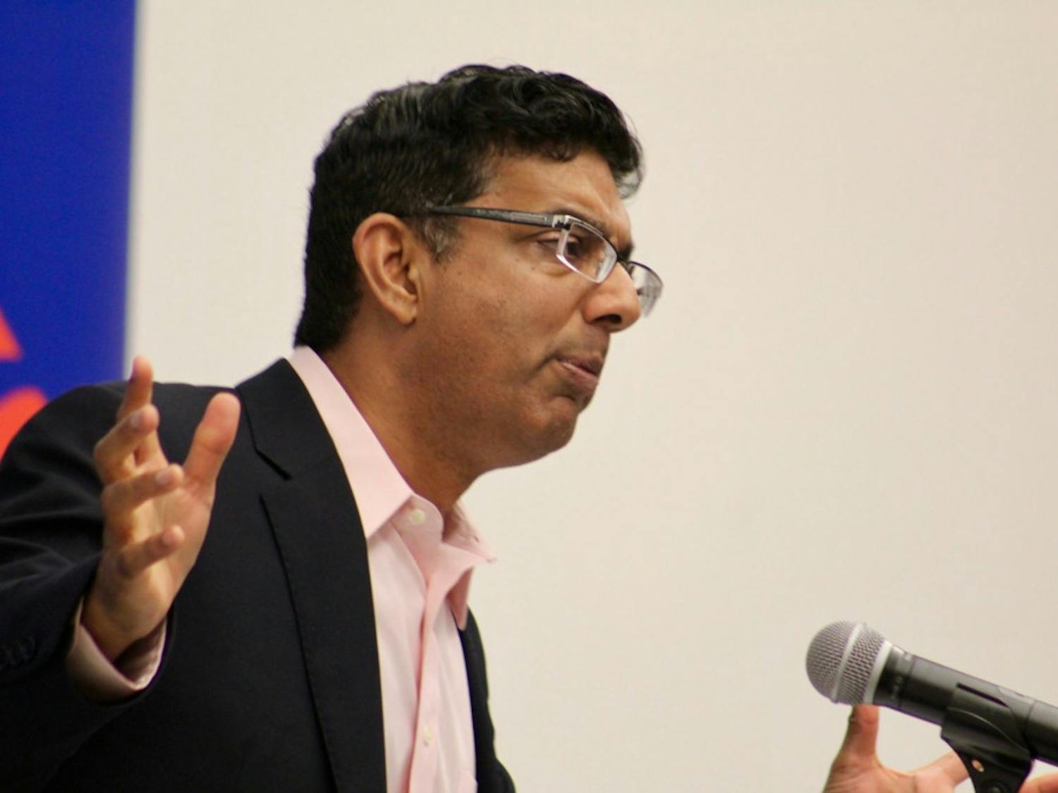 Dinesh D'Souza did not shy away from hard political topics and primarily talked about the differences between the Democratic and Republican Parties that have dominated American politics.
