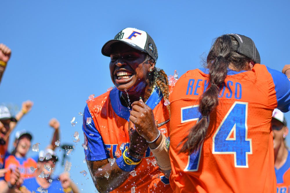 <p><span id="docs-internal-guid-307cddcf-7fff-4f21-e02c-0ef4900e3166"><span>Jaimie Hoover's walk-off single sent UF to the Women's College World Series, where it will face Oklahoma State on Thursday.</span></span></p>