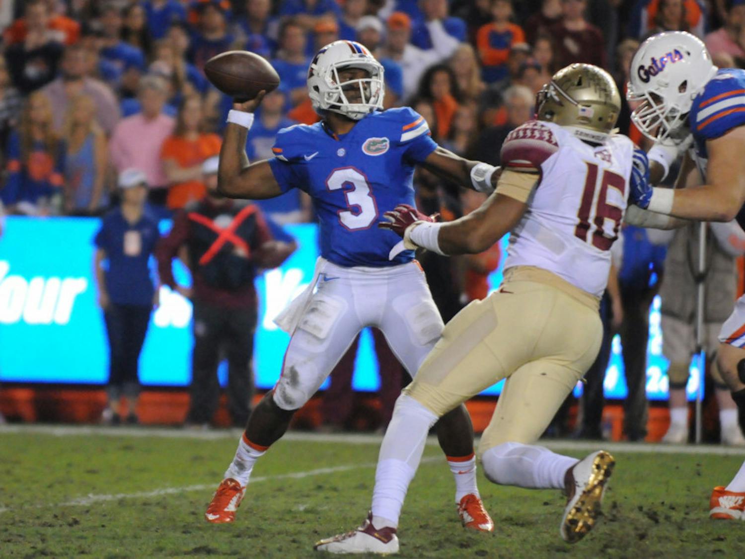 UF quarterback Treon Harris drops back to pass during Florida's 27-2 loss to Florida State on Nov. 28, 2015, at Ben Hill Griffin Stadium.