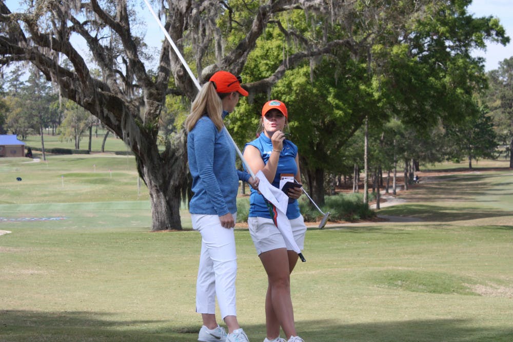 Senior Marta Perez has been a mentor to freshman Marina Escobar Domingo.