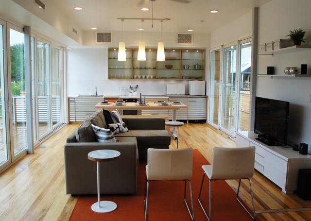 Team Florida, a collaboration of universities in the state, designed FLeX House to compete in the U.S. Department of Energy Solar Decathlon 2011. Students from UF were responsible for the interior design of the building.