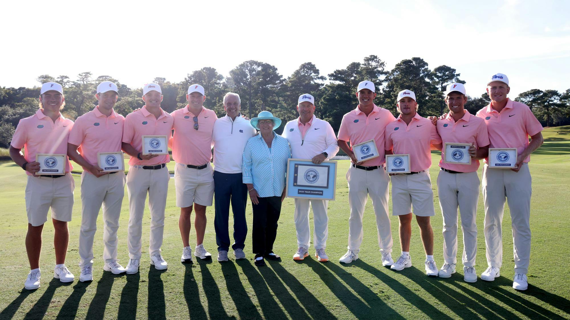The Gators men's golf team poses following its win at the Williams Cup in Wilmington, North Carolina, on Oct 21. Courtesy of UAA Communications Andy Mead