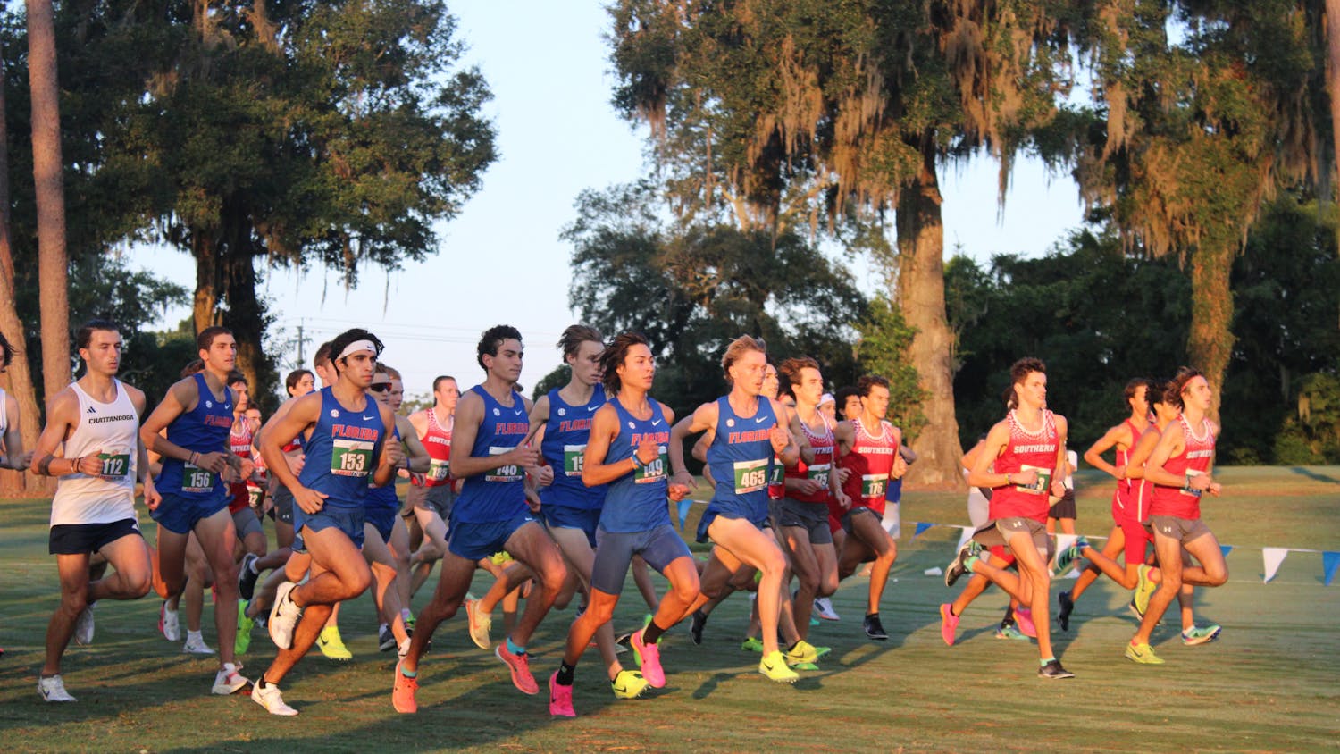 The Gators men’s cross country team runs in the Mountain Dew Invitational on Sept. 15, 2023.