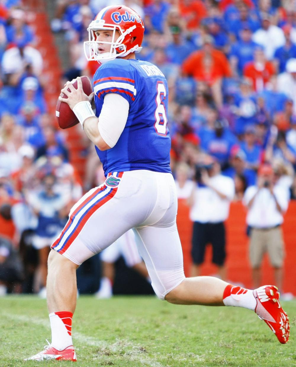 <p>Jeff Driskel (6) takes a snap in shotgun during Saturdays win against Bowling Green University at Ben Hill Griffin Stadium.</p>