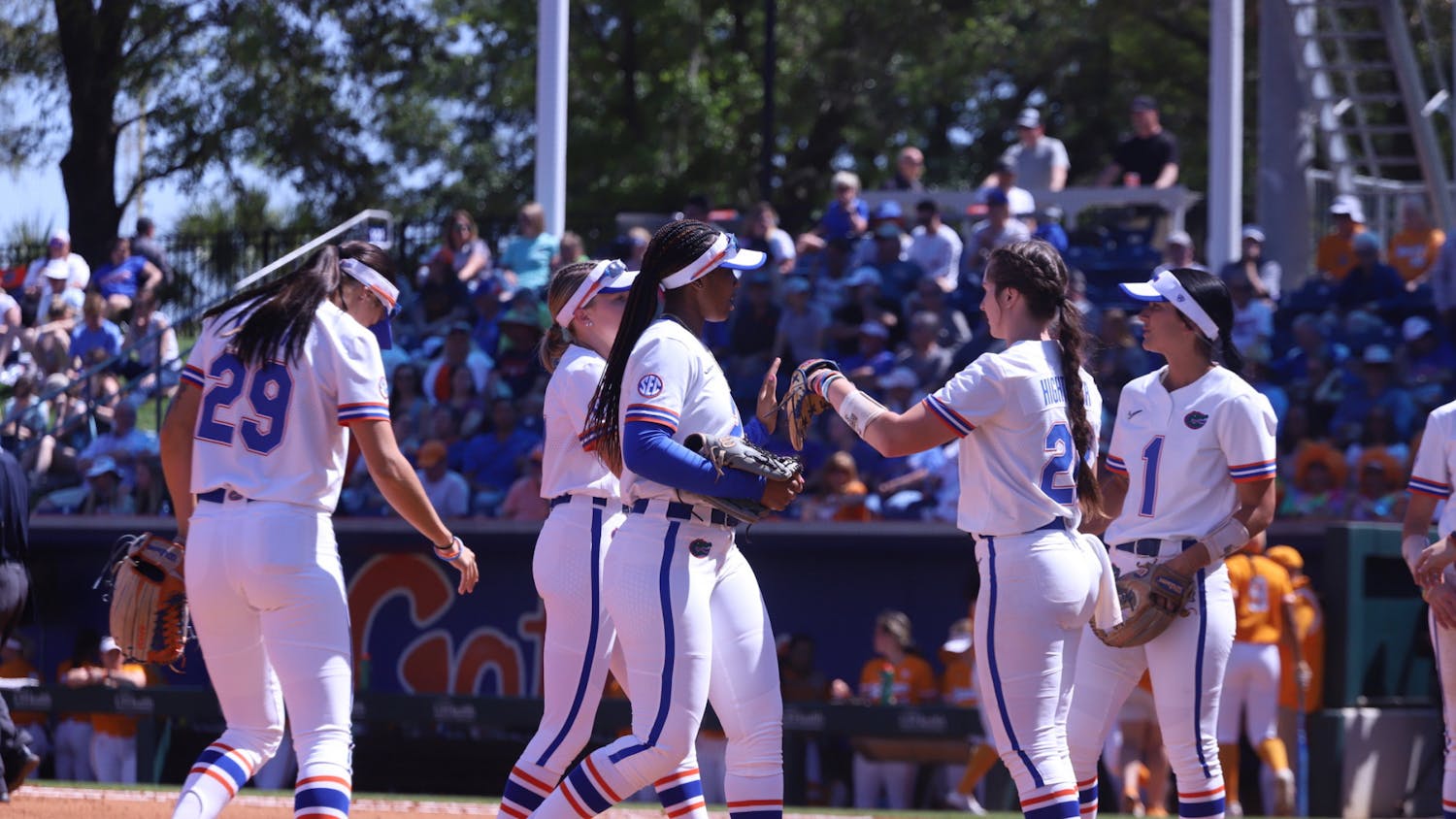 The fifth-seeded Florida Gators softball fell to the top-seeded Arkansas Razorbacks in the SEC Tournament semifinal Friday.