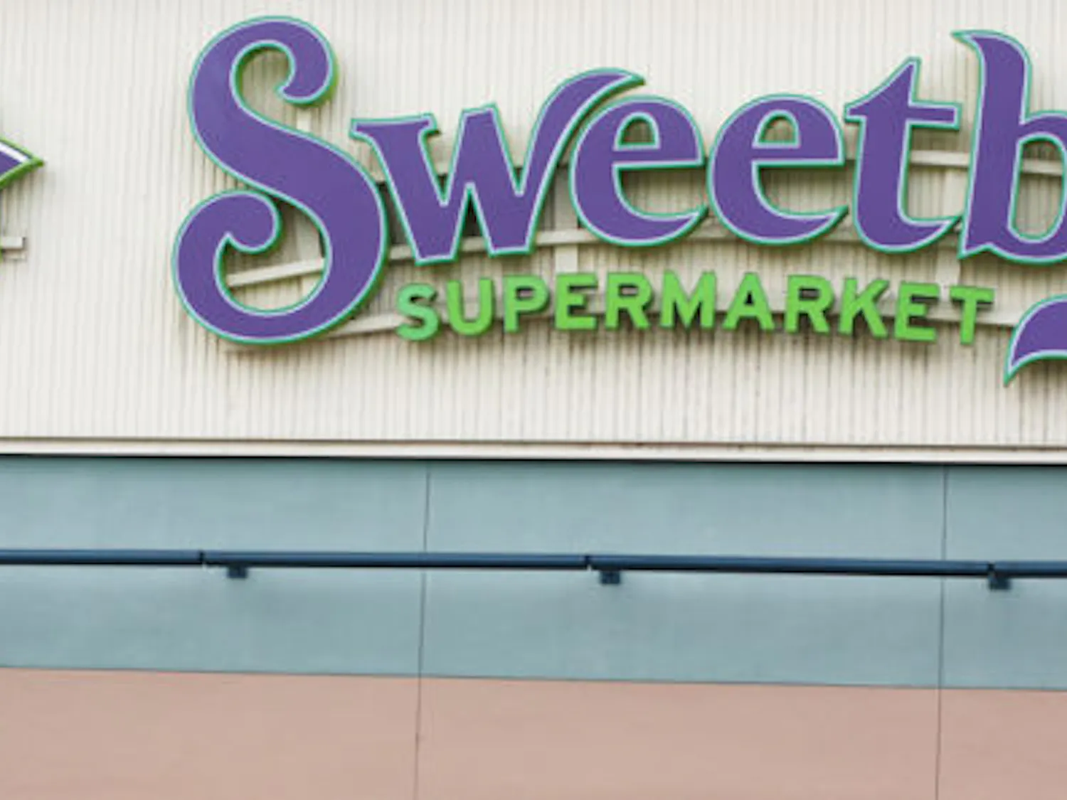 Gainesville’s sole Sweetbay, located at 2002 SW 34th St., is one of 72 company stores that will remain open in Florida. Thirty-three will be closing next month.