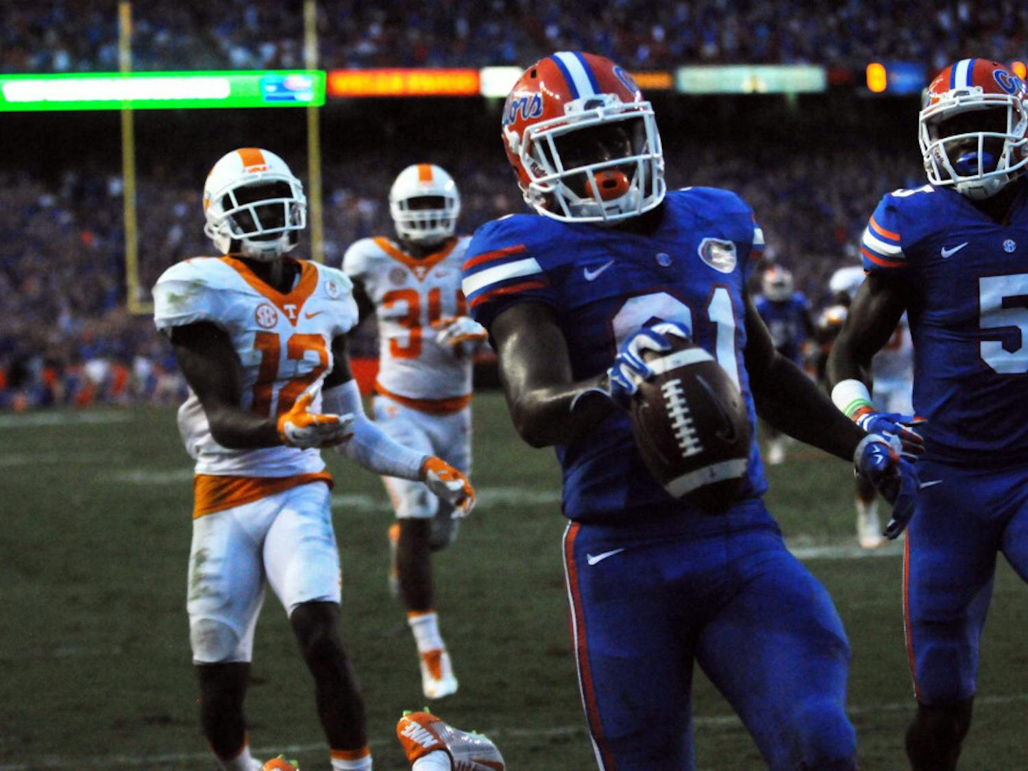 UF wide receiver Antonio Callaway runs into the end zone for a touchdown during Florida's 28-27 win against Tennessee on Sept. 26, 2015, at Ben Hill Griffin Stadium.
