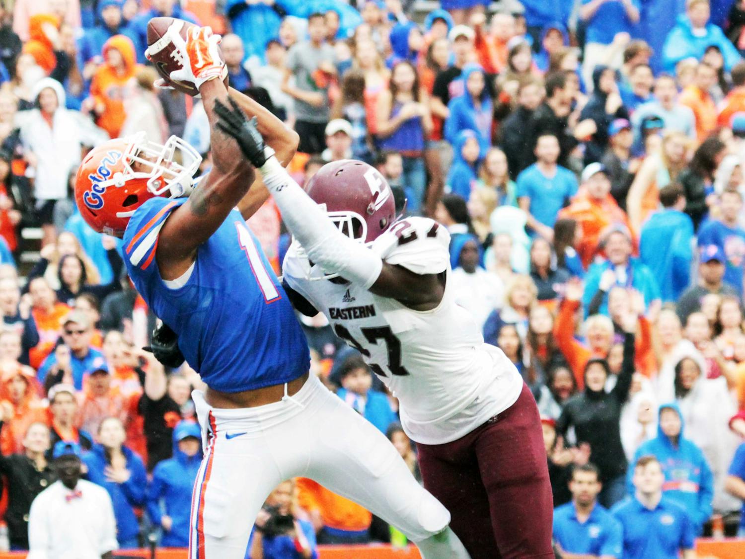 Quinton Dunbar catches a pass during Florida's 52-3 win against Eastern Kentucky on Saturday at Ben Hill Griffin Stadium.