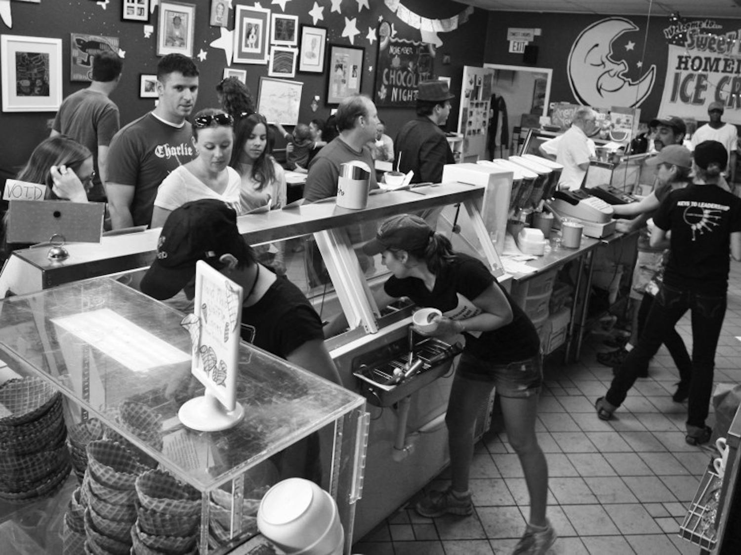 Sweet Dreams, a homemade ice cream shop off University Avenue, hosted its Fall Chocolate Night Saturday. The line of patrons extended out the door to try the 36 chocolate flavors available.
