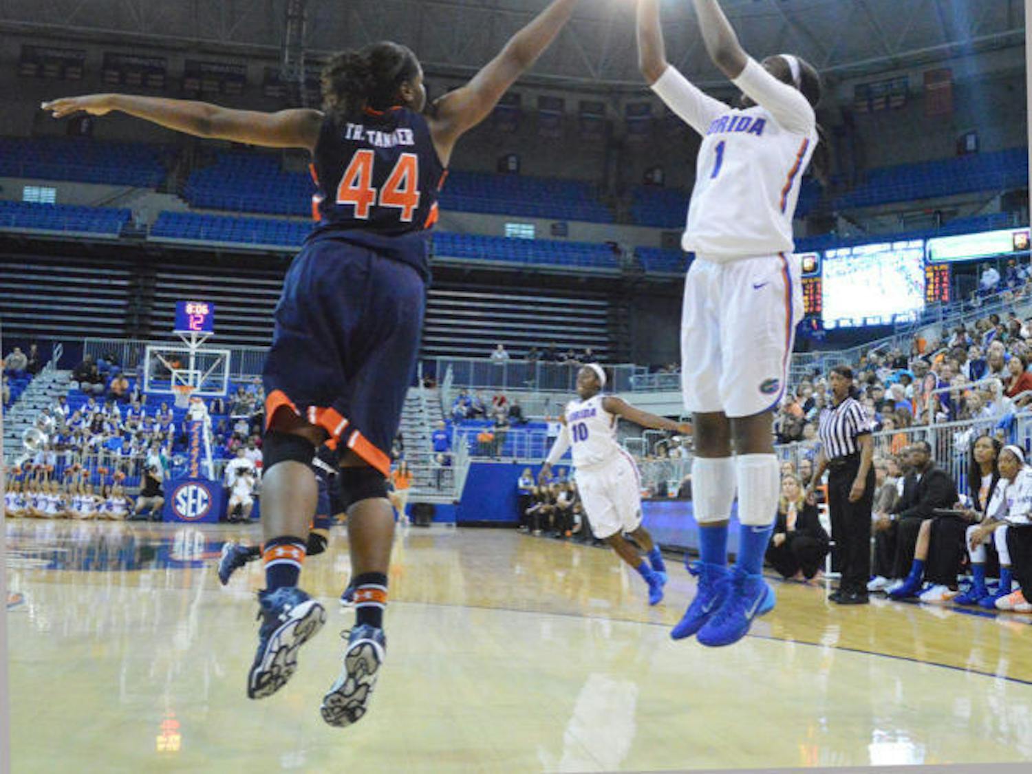 Ronni Williams shoots the ball during Florida’s 87-69 win against Auburn on Sunday in the O’Connell Center. Williams scored 10 points against the Tigers.