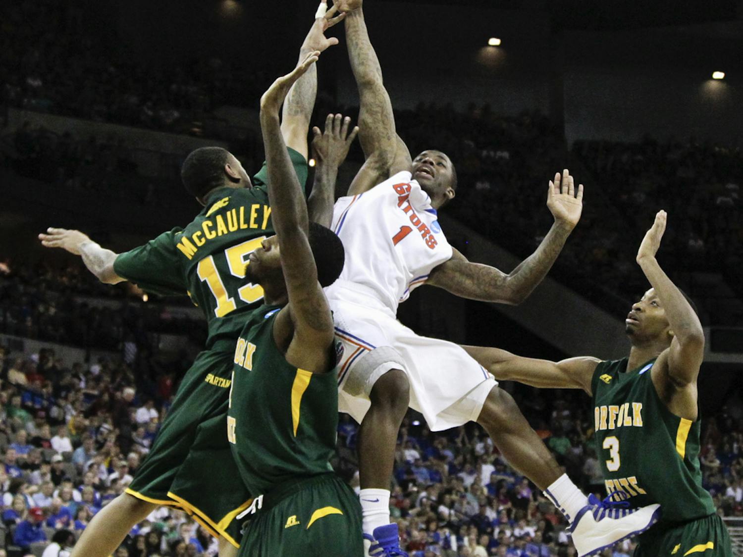 UF guard Kenny Boynton (1) ended a recent slump with 20 points in Sunday’s 84-50 victory against Norfolk State. Boynton had been held to single digits in three of the four previous games.
