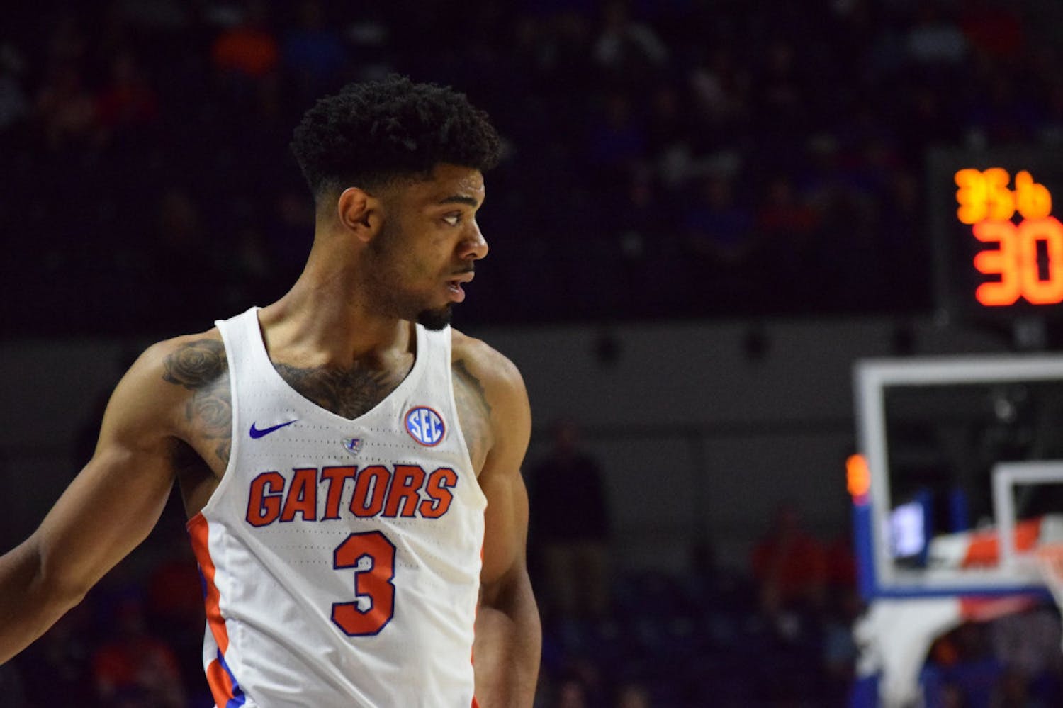 Jalen Hudson scored 22 points on 7-of-18 shooting in the Gators' 71-69 loss to Clemson on Saturday in Sunrise, Florida.