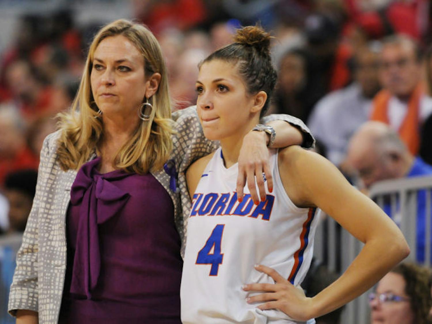Coach Amanda Butler and guard Carlie Needles stand on the sideline during Florida’s 68-62 loss to Georgia on Sunday in the O’Connell Center. Needles scored six points on two three-point shots in Florida’s 89-69 loss to Tennessee on Thursday at Thompson-Boling Arena in Knoxville, Tenn.