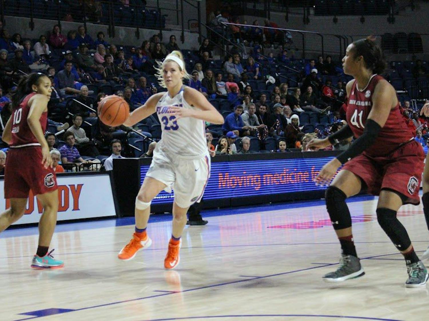 UF forward Brooke Copeland dribbles during Florida's 81-62 loss to South Carolina on Jan. 8, 2017, in the O'Connell Center. 