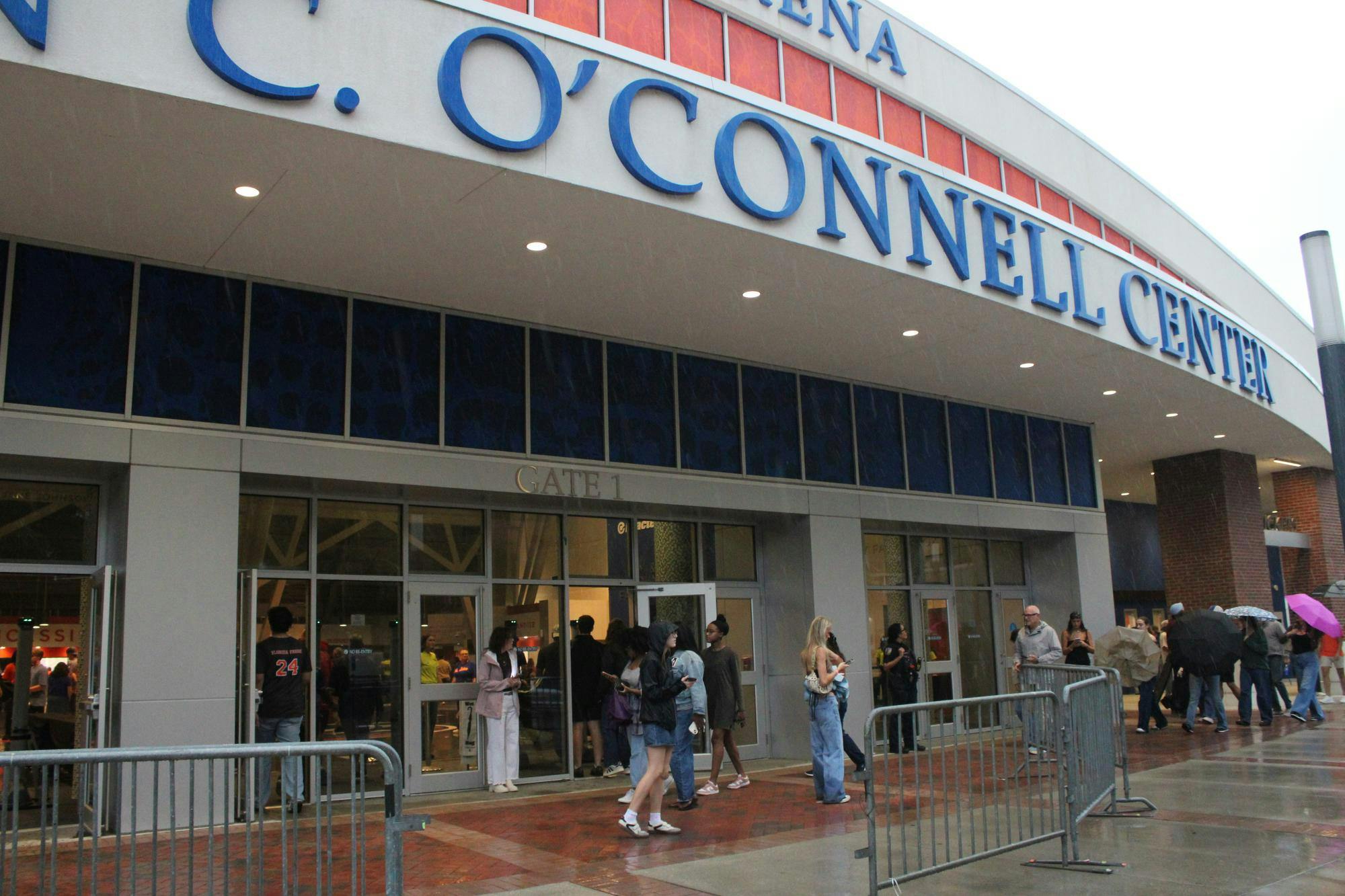 Attendees enter the Stephen C. O’Connell Center for comedian Nikki Glaser’s Gator Growl appearance, Friday, Oct. 9, 2026, in Gainesville, Fla.