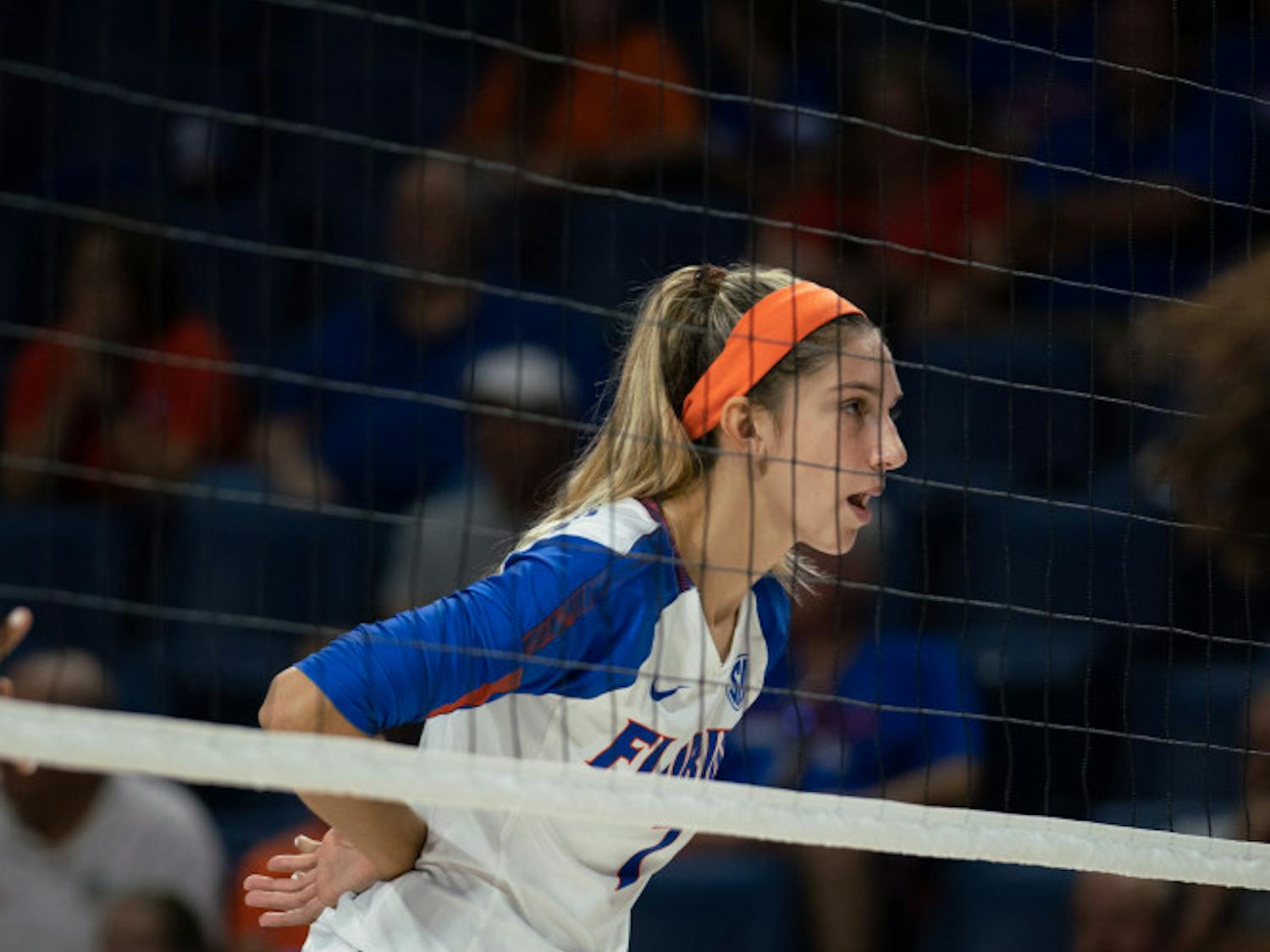 Sophomore outside hitter Paige Hammons led both the Florida and South Carolina rosters in kills (13) and total attacks (34) on Friday.