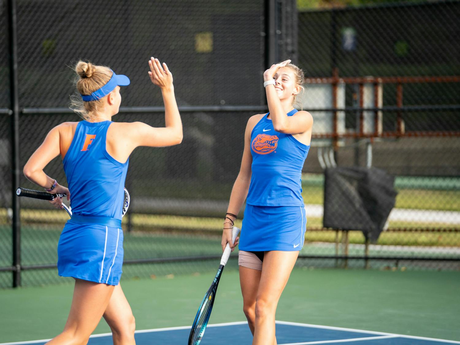 Florida sophomores Bente Spee (left) and Alicia Dudeney (right) at the ITA All-American Championships. Photo courtesy of the Intercollegiate Tennis Association.
