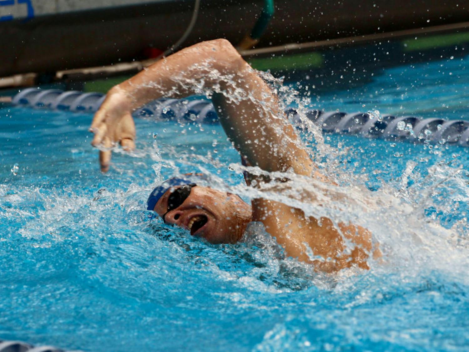 Both Jan Switkowski and Ben Lawless notched victories in West Lafayette, Indiana on Saturday, with Lawless leading a podium sweep in the men’s 1650 freestyle event and Switkowski in the men’s 200 backstroke.