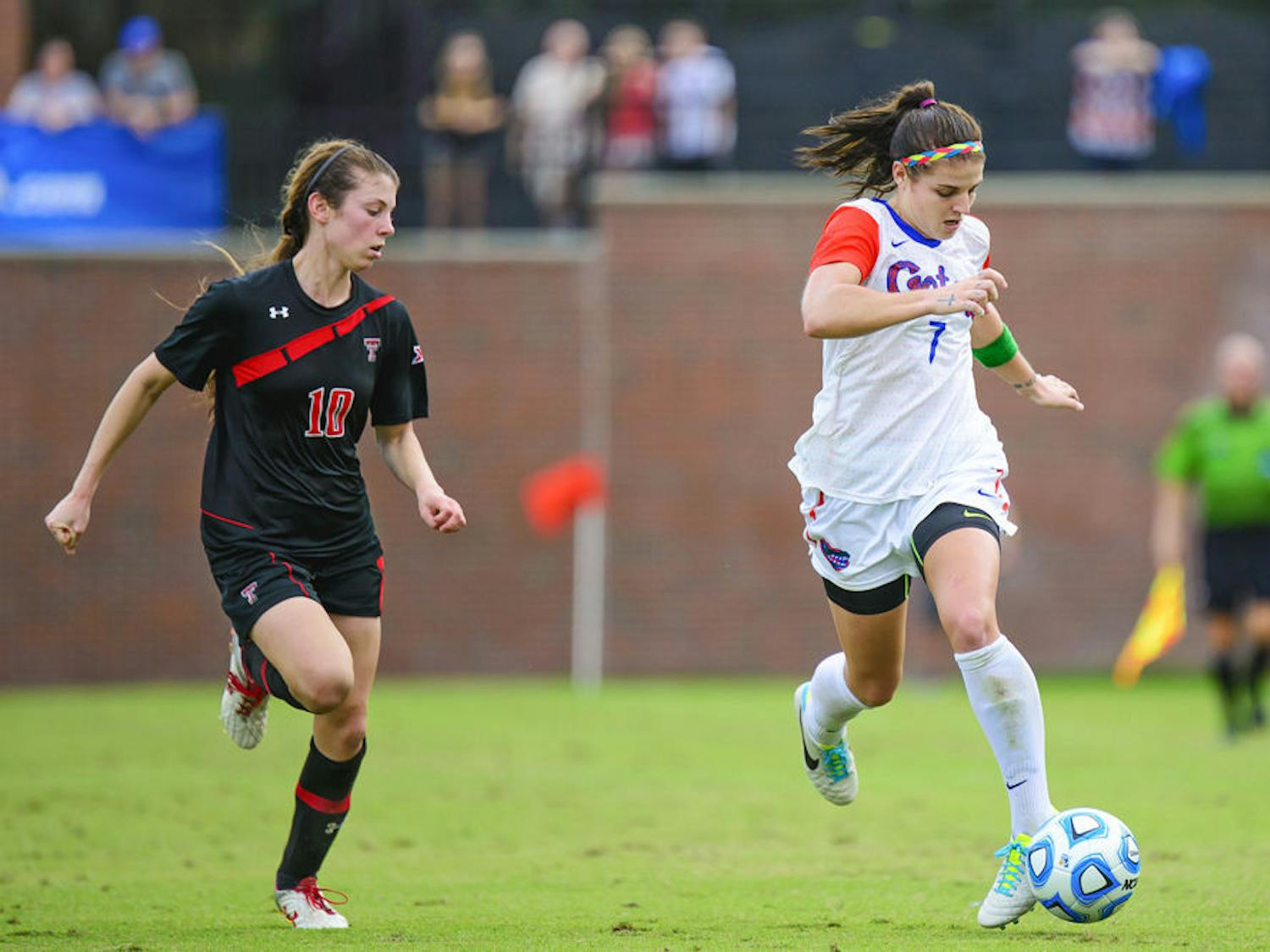 Savannah Jordan dribbles the ball during Florida's 3-2 win against Texas Tech.