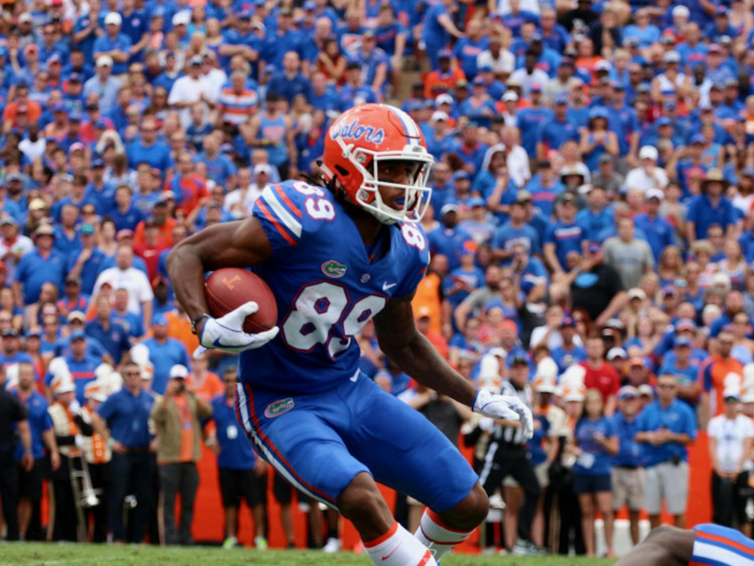 UF wide receiver Tyrie Cleveland runs with the ball after a catch during Florida's 26-10 win against Tennessee on Saturday at Ben Hill Griffin Stadium.
