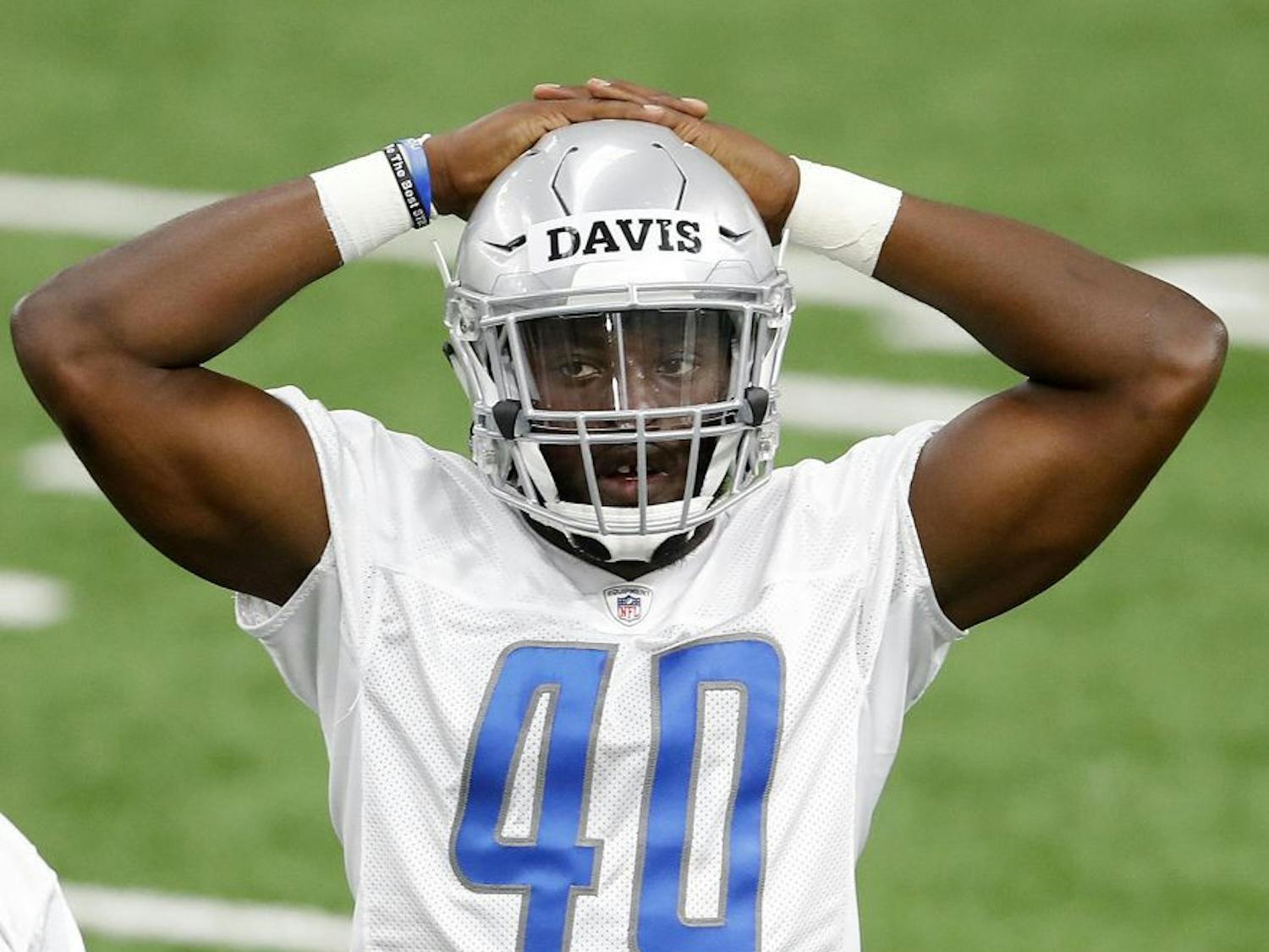 Detroit Lions linebacker Jarrad Davis (40) listens during the teams NFL football rookie minicamp in Allen Park, Mich., Friday, May 12, 2017. (AP Photo/Paul Sancya))