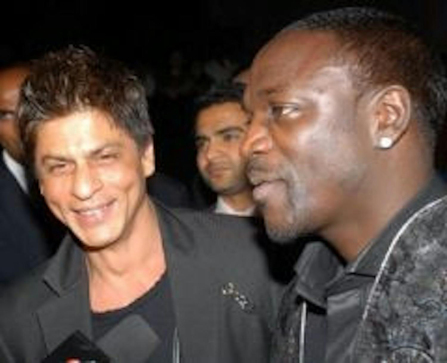 Bollywood actor 
"http://www.widepr.com/press_release/2708/shahrukh_khan_hosts_party_for_international_music_sensation_akon_nyootv.html"
target="_blank"&gt;Shahrukh Khan
 with Akon at a party Khan hosted
for the singer. Akon is featured on the soundtrack for Khan’s
upcoming film “Ra.One.”