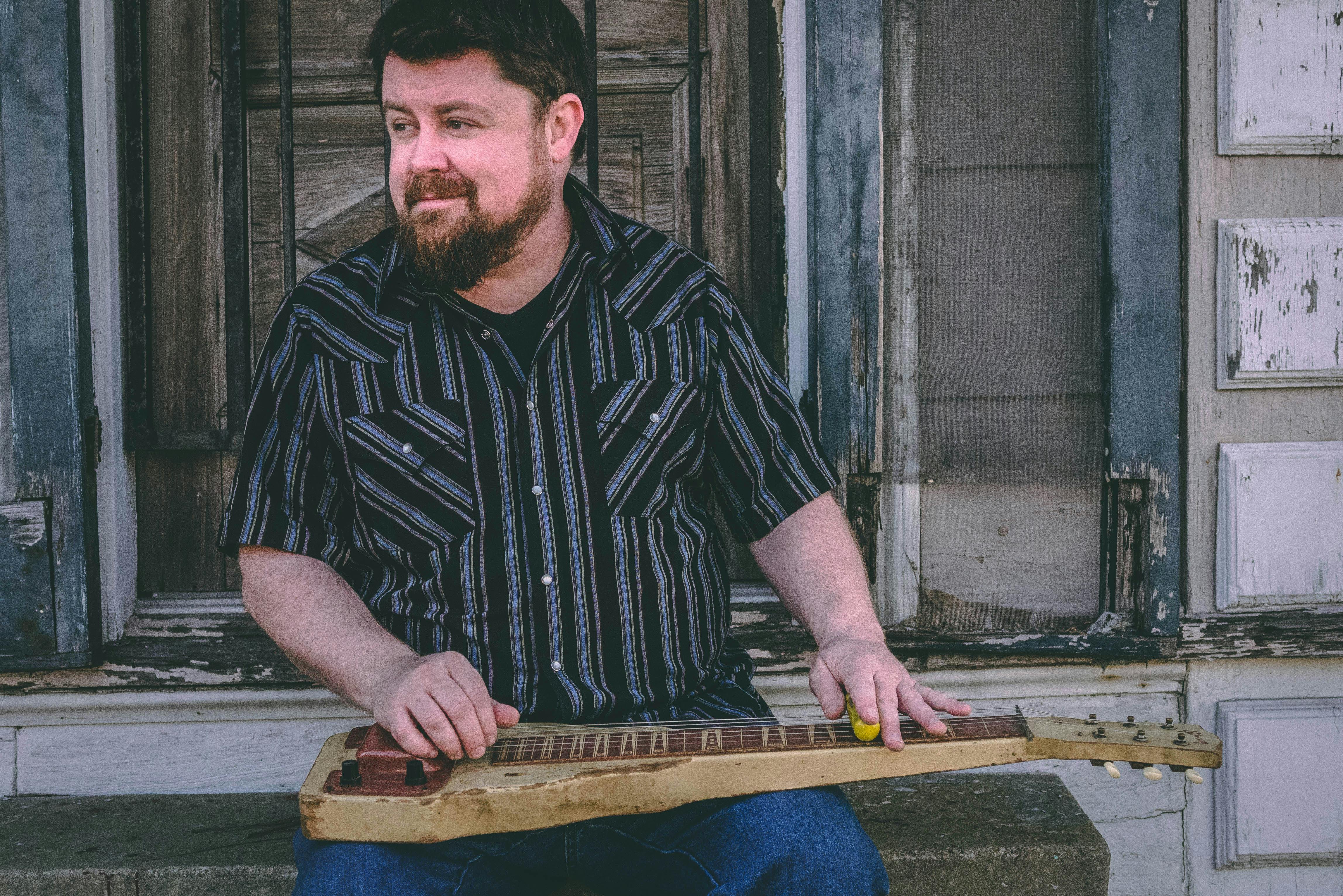 Damon Fowler is returning to Gainesville for the first time in 15 years.