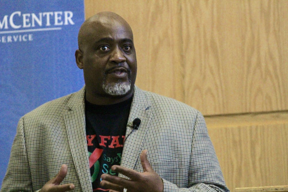 <p><span id="docs-internal-guid-529a1d02-8155-4be4-4d35-ec5183356cb7"><span>Desmond Meade speaks at Pugh Hall on Thursday evening. Meade came to speak about restoring voting rights for felons.</span></span></p>