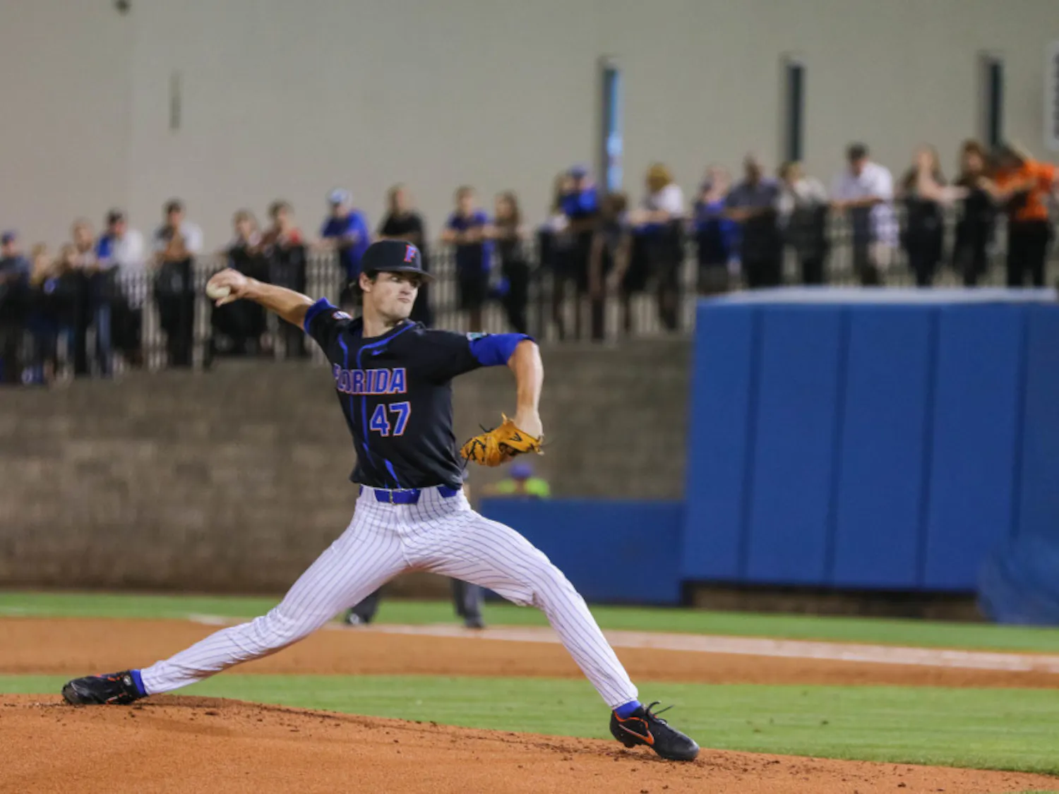 Starter Tommy Mace limited Alabama to just one earned run off three hits in Florida's 3-1 Game 1 win.
