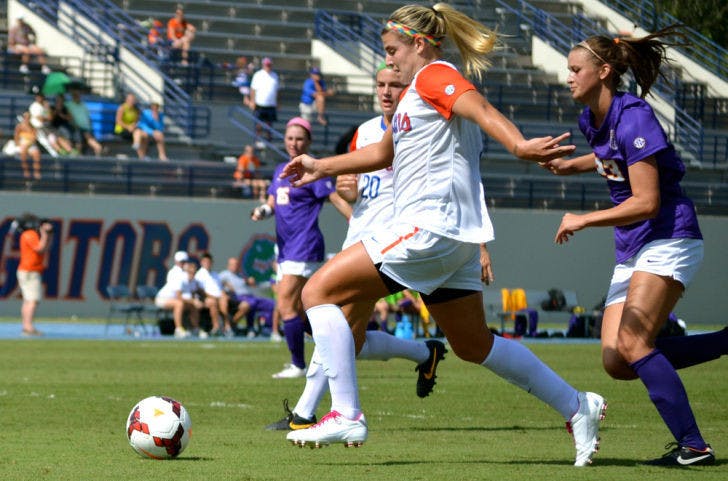 Savannah Jordan runs the ball down the field during Florida’s 3-0 win against LSU on Saturday at James G. Pressly Stadium. Jordan scored twice in the Gators’ victory against the Tigers.