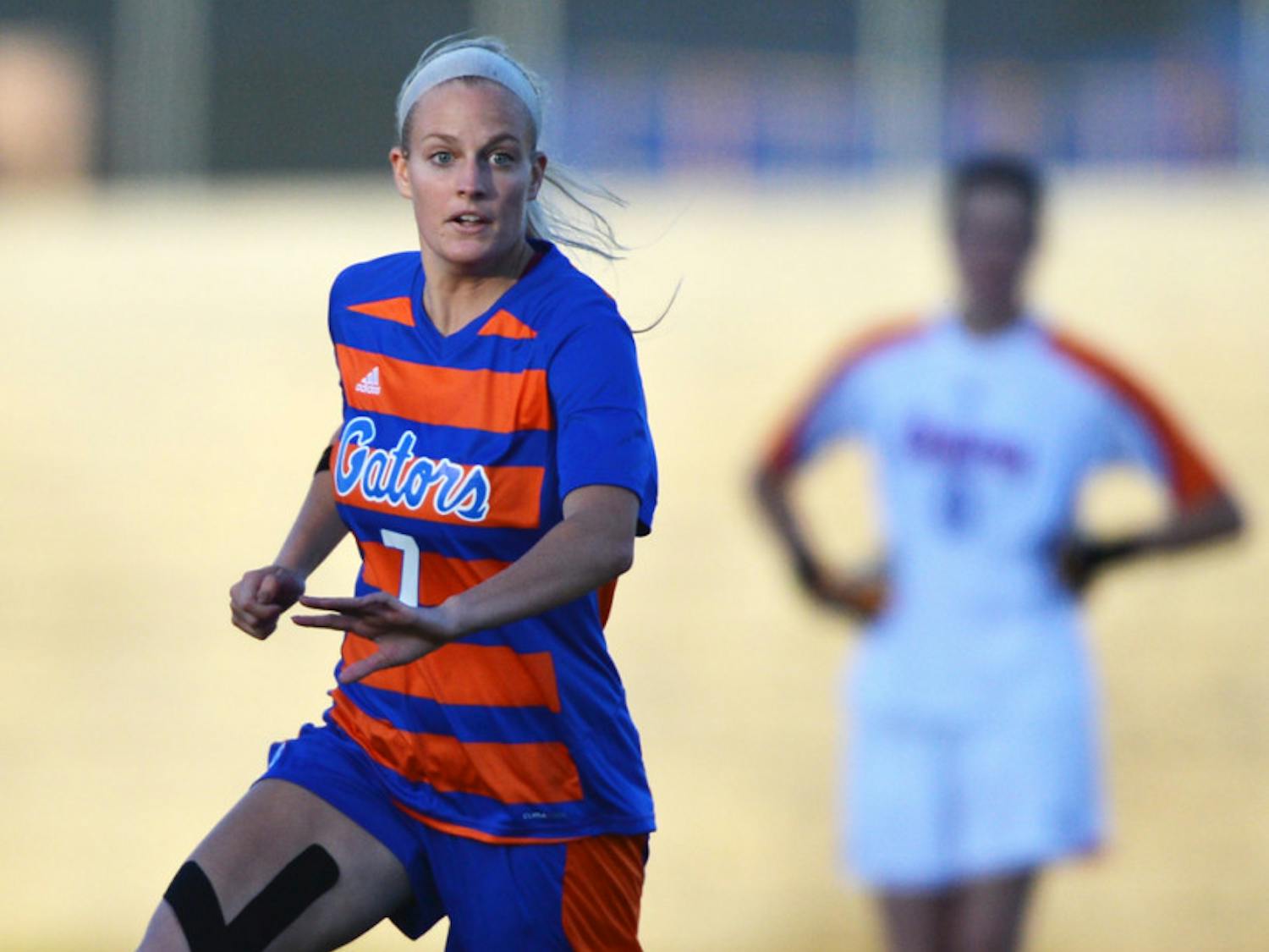 Kat Williamson pushes the ball in Florida’s 2-0 win against FGCU on Friday in the first round of the NCAA Tournament.