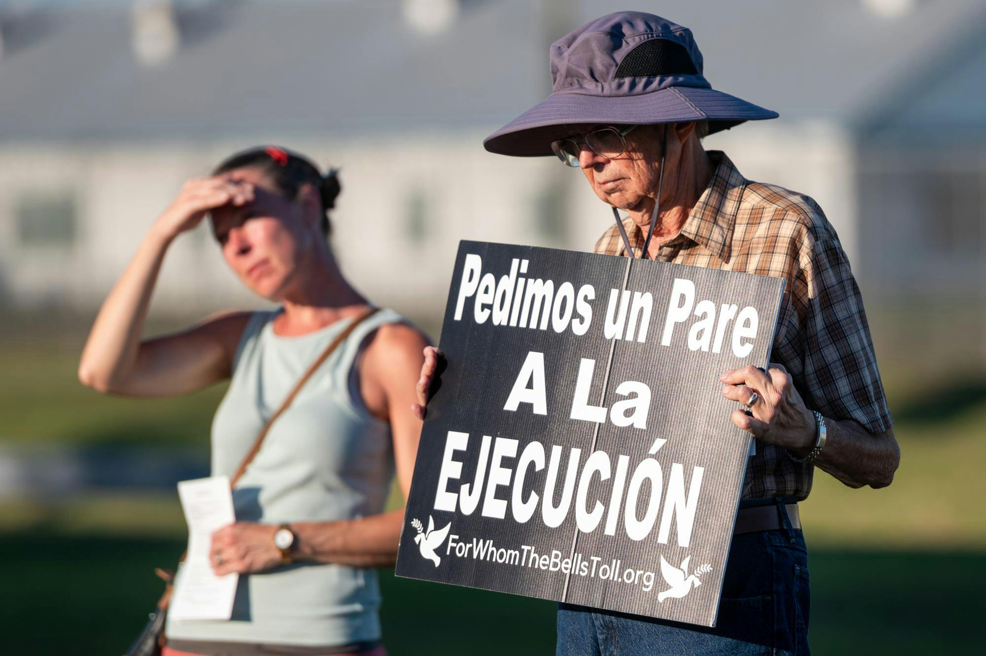 Protestors gather together in prayer outside of the Florida State Prison in Raiford in opposition to the execution of Samuel Lee Smithers. Smithers was executed in Raiford, Fla., on Oct. 14, 2025.