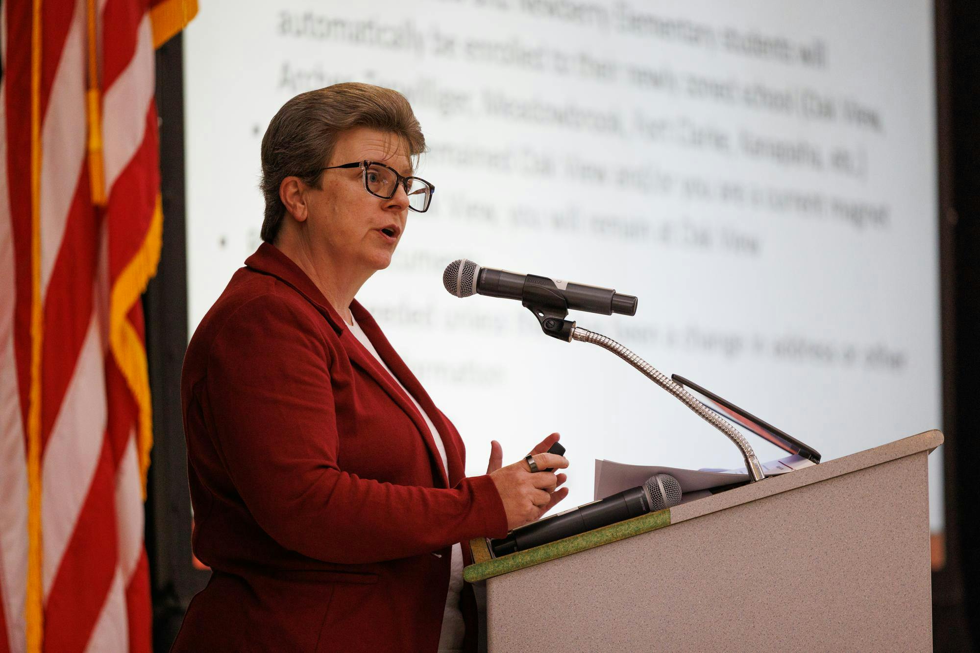 Director of full-time enrollment and state reporting Kim Neal speaks during at meeting at Oak View Middle School, Tuesday, April 7, 2026.