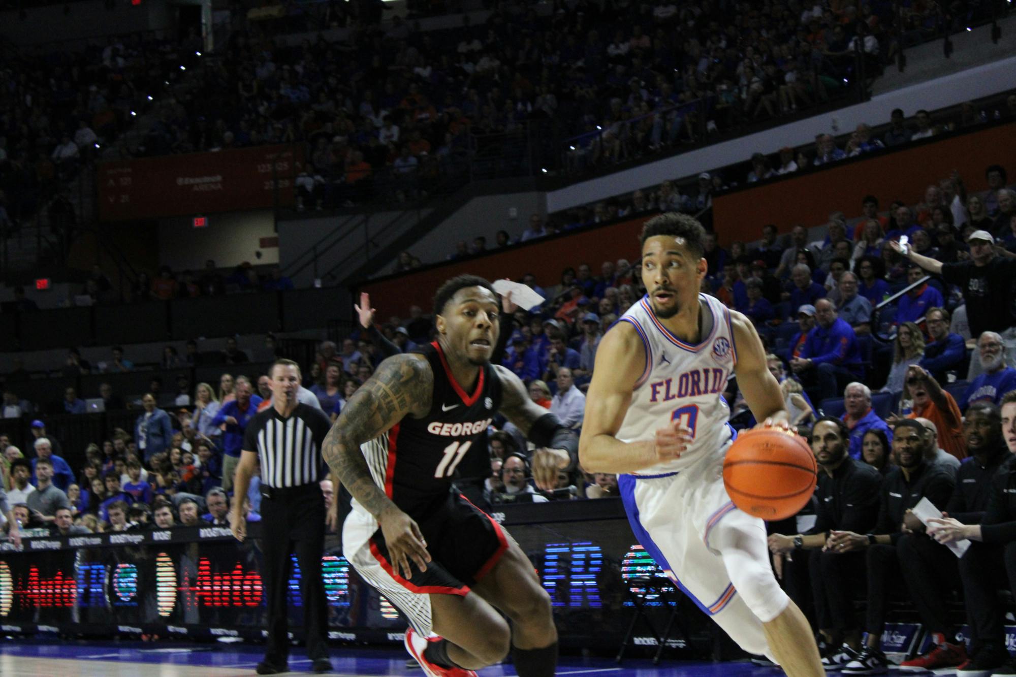 Myreon Jones drives to the basket against the Georgia Bulldogs in a 82-75 win Saturday, Jan. 7, 2023.