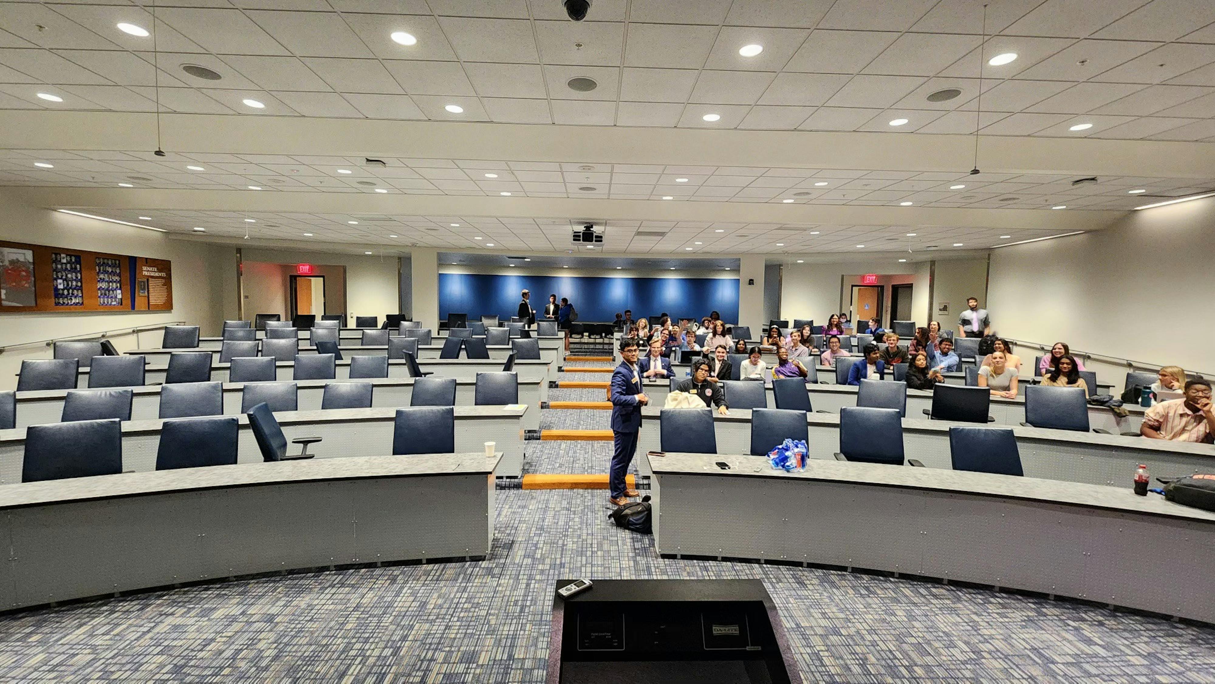 UF Student Senate fails to meet quorum - The Independent Florida Alligator - Vimarsana News