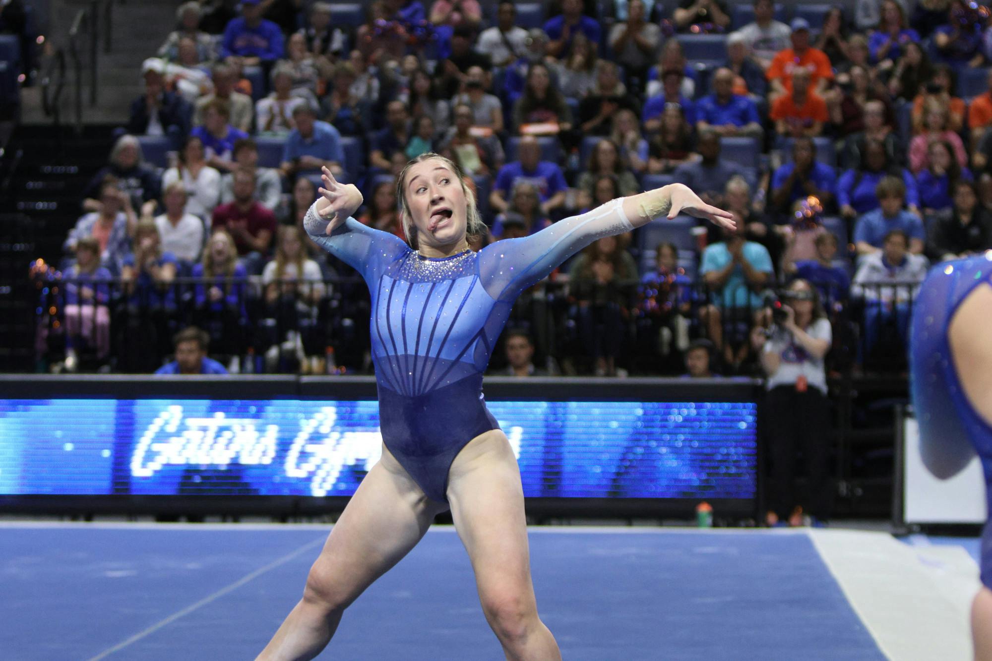 Florida Gators Gymnastics Debuts 2024 Team At Hype Night The   F8dd359c 8a63 4968 95b6 20214d3a7eee.sized 1000x1000 