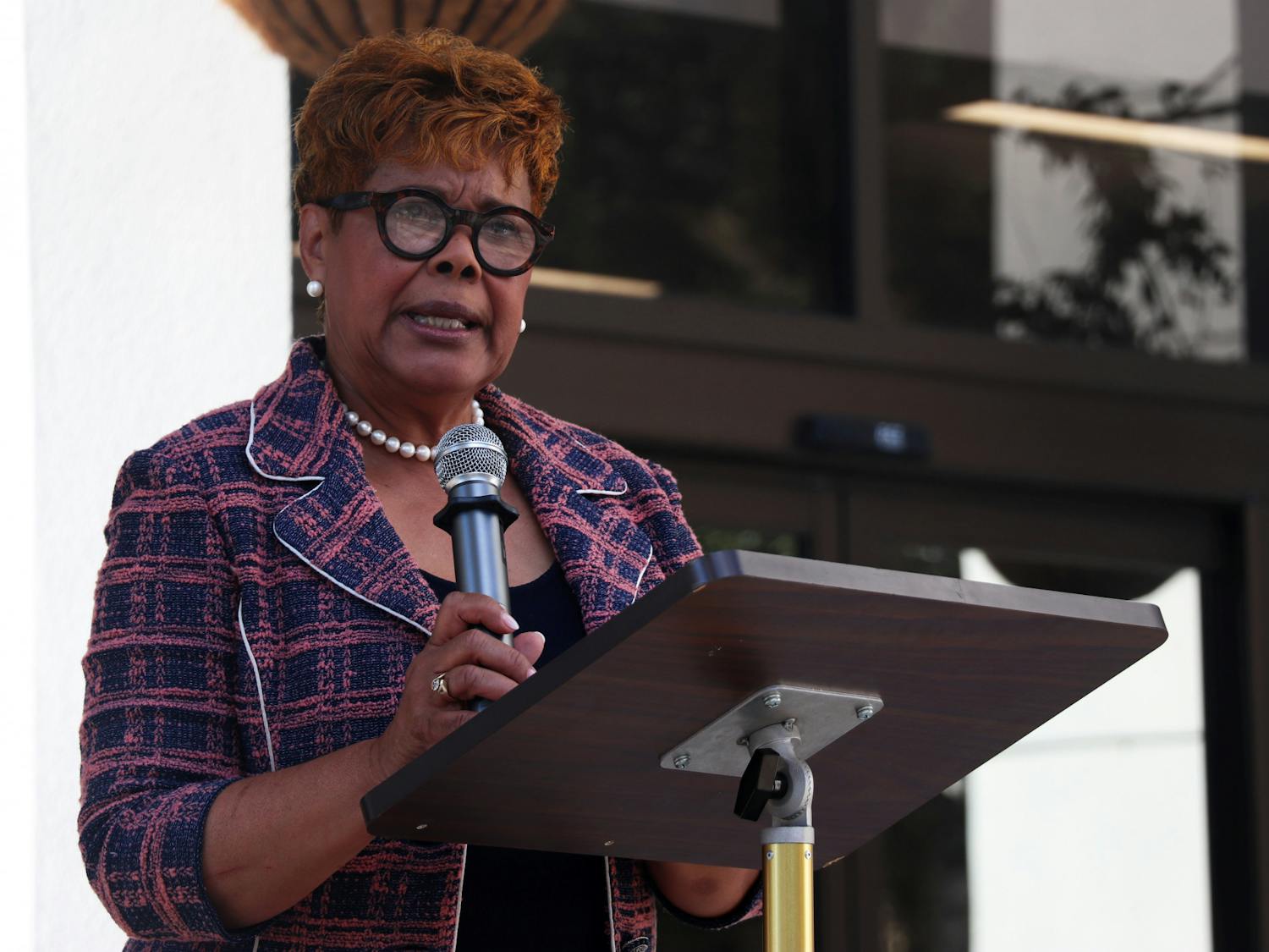 Cynthia Chestnut addresses a crowd of 30 supporters at her campaign launch at Gainesville City Hall on Monday, Sept. 27, 2021. 