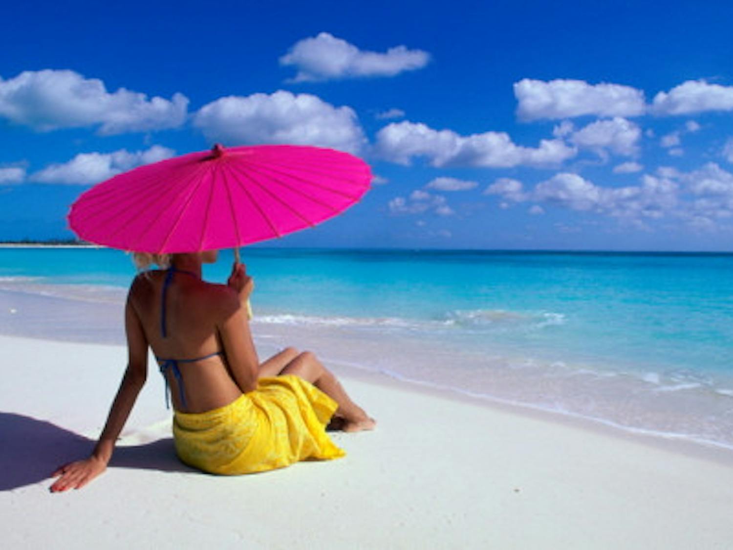 Follow these tips in order to have a safe and enjoyable time on the beach during vacation.