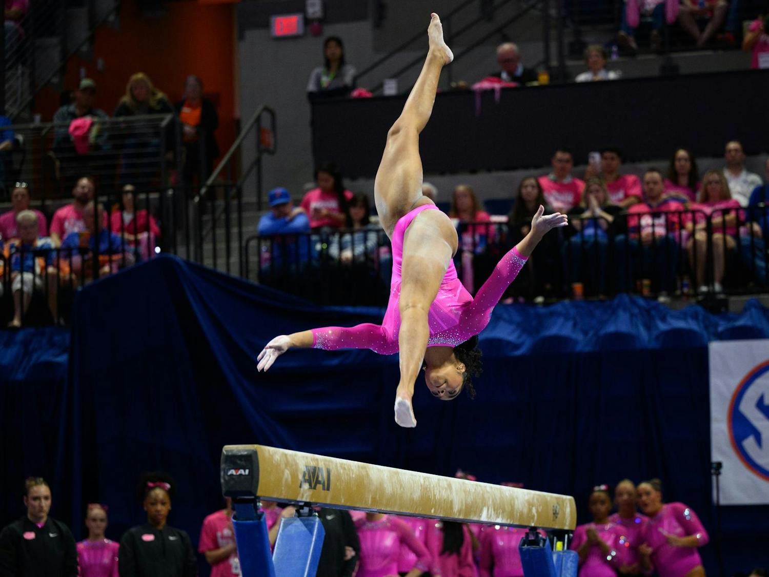 Florida gymnast eMjae Frazier performs on the beam during an NCAA gymnastics meet against Oklahoma, Friday, Feb. 13, 2026, in Gainesville, Fla.