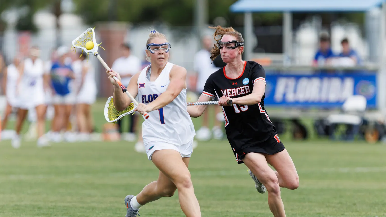 Florida midfielder Gabby Greene (1) looks to pass during the first quarter of an NCAA women’s lacrosse gmae against Mercer, Saturday, March 07, 2026, in Gainesville, Fla.