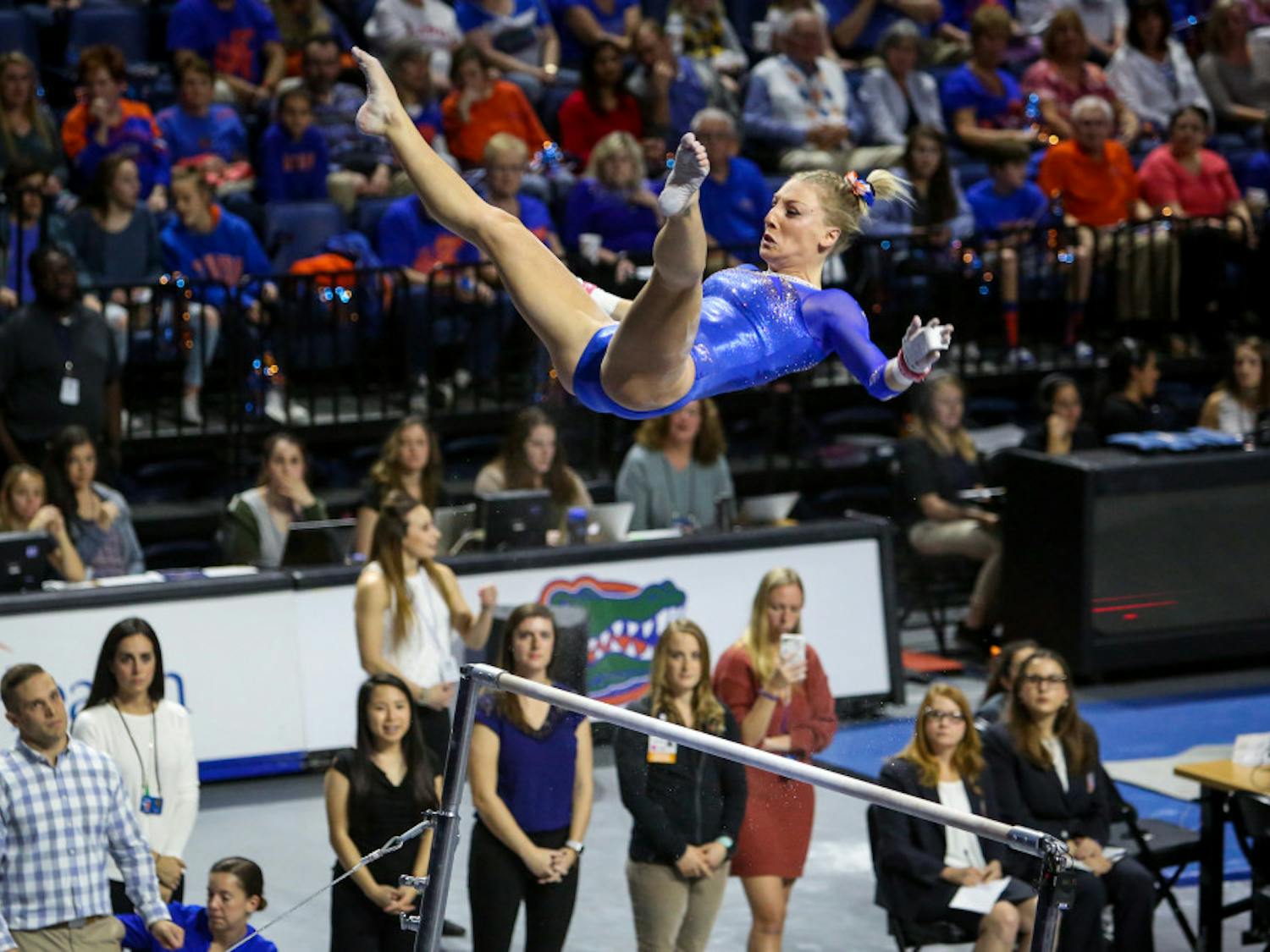 Alex McMurtry recorded a season-low 9.225 on the balance beam Friday night against Auburn, but claimed event titles in both bars and vault, leading Florida to a victory over the Tigers.