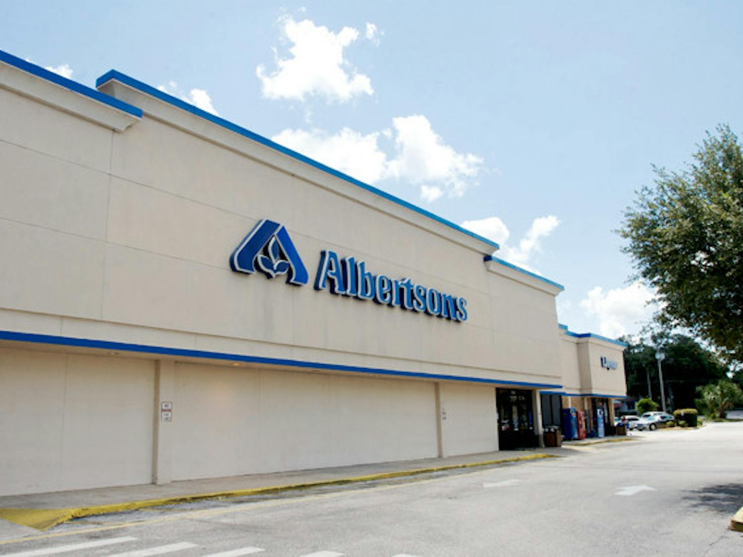 Albertsons, located at 2323 NW 13th St., has announced it is closing. It is the last store in Gainesville.