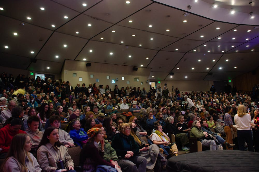 Trenzando ciencia, historias e indigenismo con la charla ReadUP de Robin Wall Kimmerer
